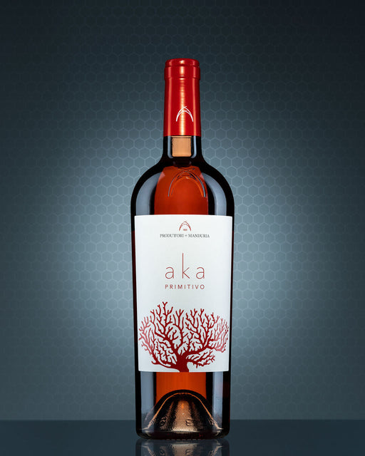 Aka Primitivo wine bottel